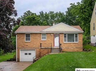 3739 Hartman Ave, Omaha, NE 68111