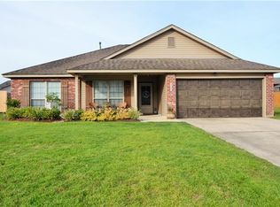 130 Jack Pine Ln, Ponchatoula, LA 70454