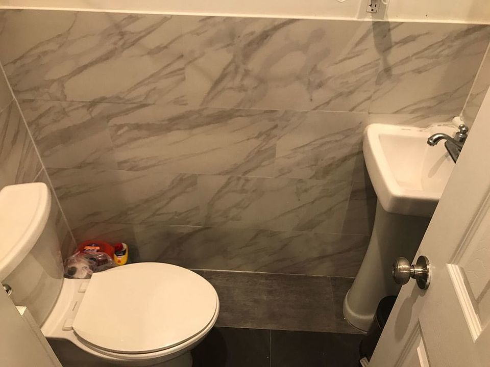 1st image of 318 Bedford Ave APT 2
