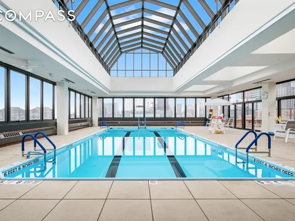 300 East 54th Street image 8 of 9