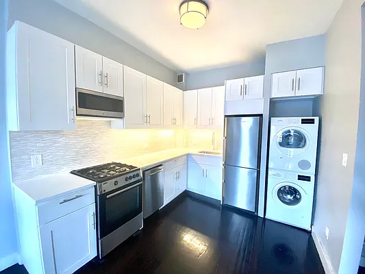 Rented by Corcoran | media 1