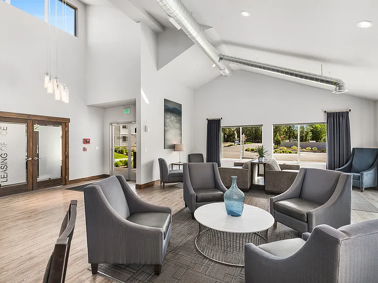 Blue Point Apartments — Photo 10