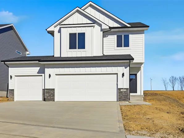 1482 S 91st St, West Des Moines, IA 50266