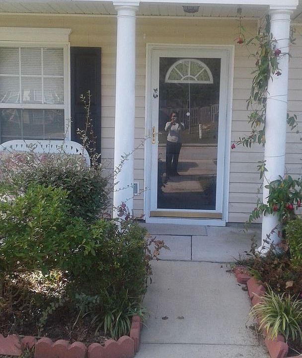 1st image of 229 Windsor Village Dr