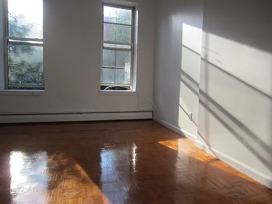 Rented by Link NY Realty | media 74