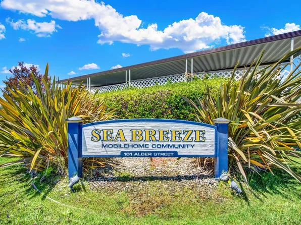 8 deck Drive, Suisun City, CA 94585