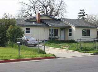913 Palm Ave, Beaumont, CA 92223