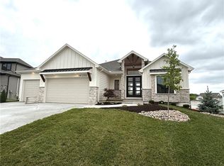 2315 SW Serena Pl, Lees Summit, MO 64082