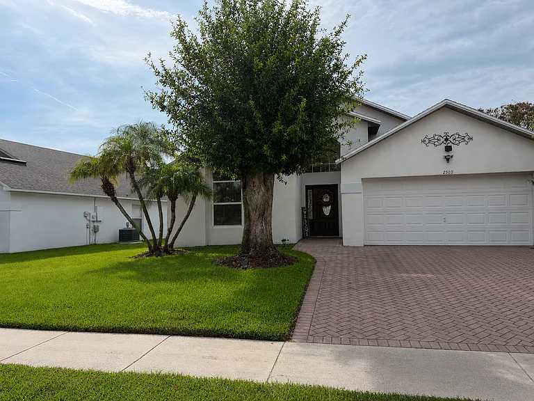 2503 Shelby Cir — Photo 2