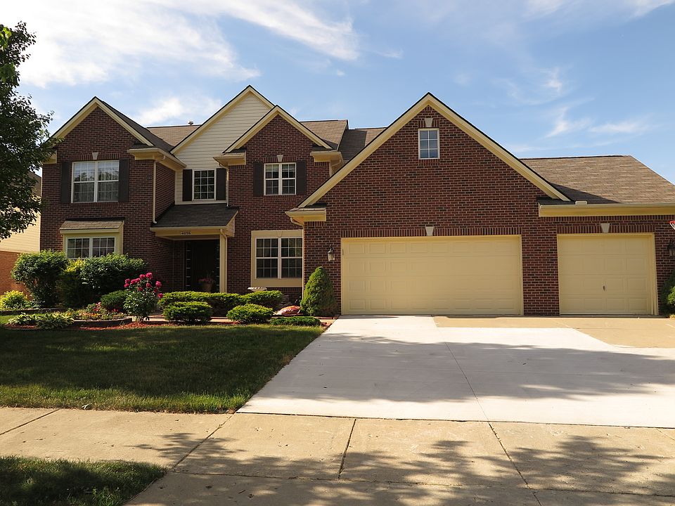 1st image of 40796 Deer Pines Dr #50