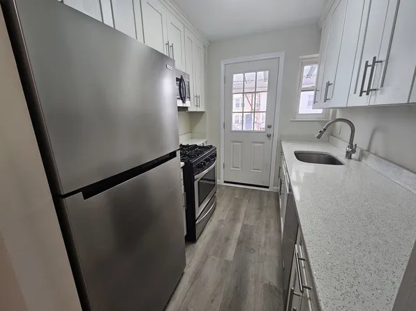 28-30 49th Street image 1 of 12