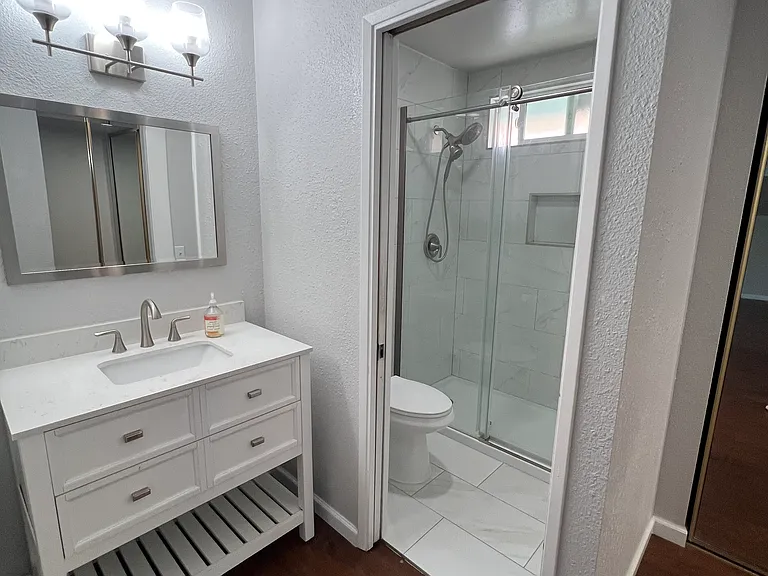 1371 La Mancha Pl — Photo 17