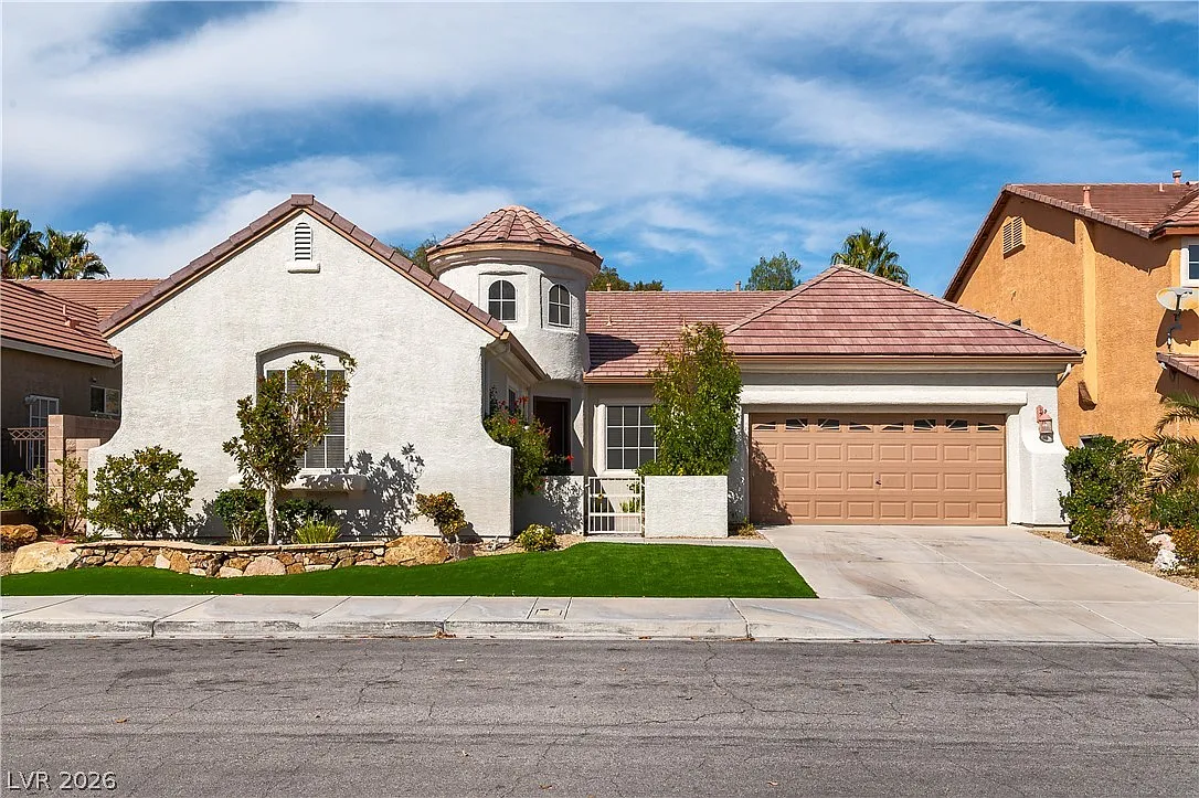 3 bed, 3.5 bath, 2829 sqft, $3,750 — Photo 1