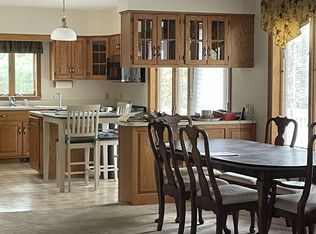 431 Fitch Hill Rd, Hyde Park, VT 05655