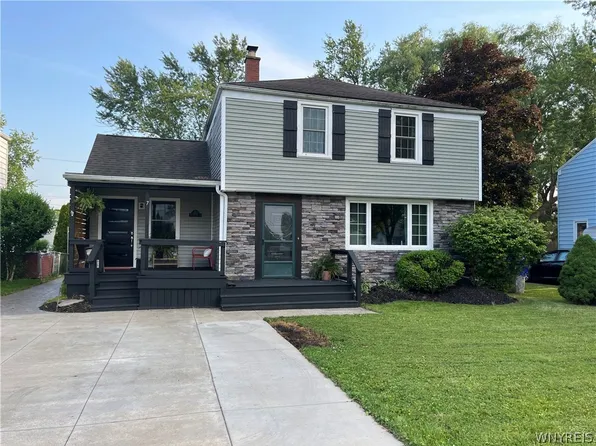 7 Maryon Dr, Buffalo, NY 14220