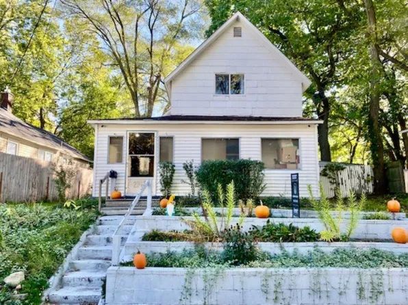 2142 Saint Charles Ave SW, Grand Rapids, MI 49507