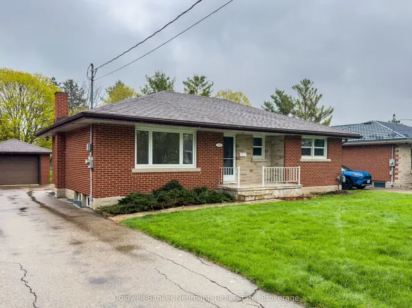 109 Pleasant Rd, Guelph, ON N1E 3Z7