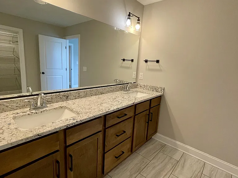 1005 Ridgestone Ct #1 — Photo 25