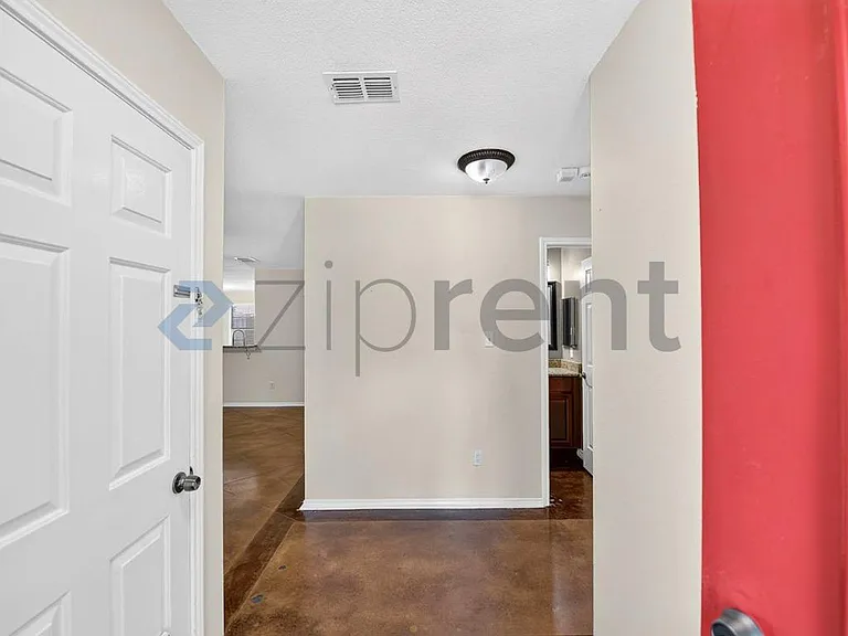 1012 Triple Crown Dr — Photo 4