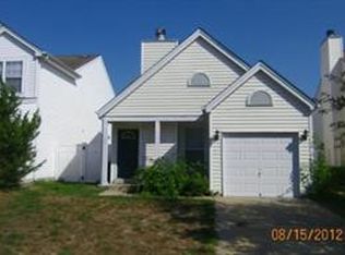 1281 Garden Vlg, Florissant, MO 63031