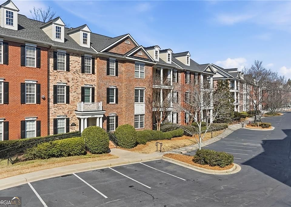 1st image of 4855 Ivy Ridge Dr SE Unit 303