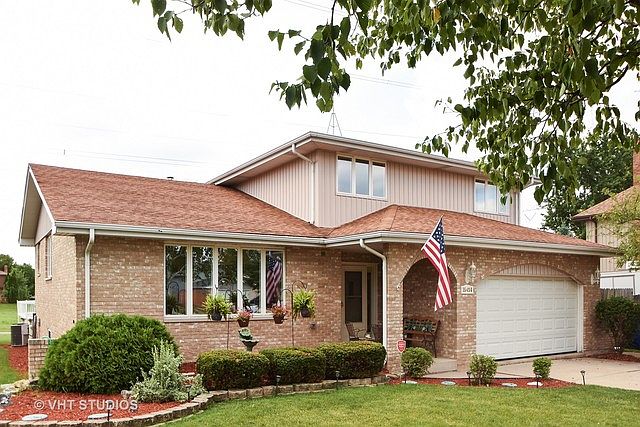 1st image of 15436 Mulberry Ct