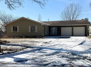 2604 Kimberly Dr, Omaha, NE 68134