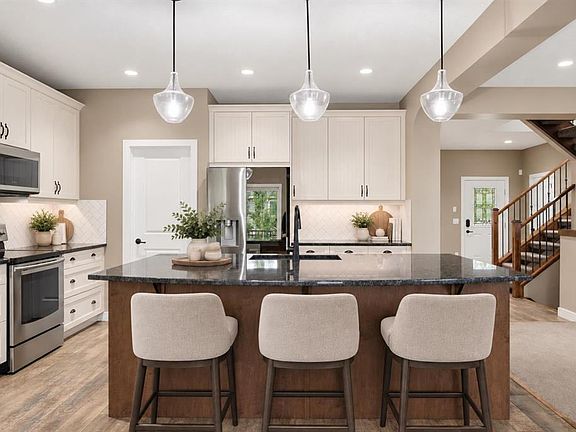 3rd image of 300 W Aspenmere Way