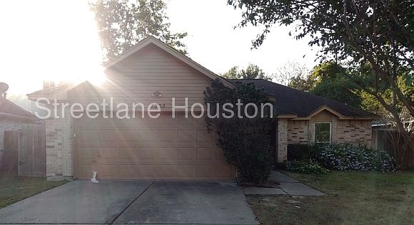 1st image of 7503 Epsom Downs Dr