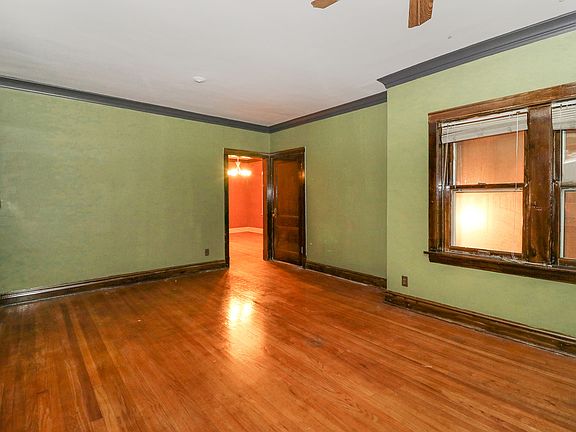 4th image of 2113 Elmwood Ave