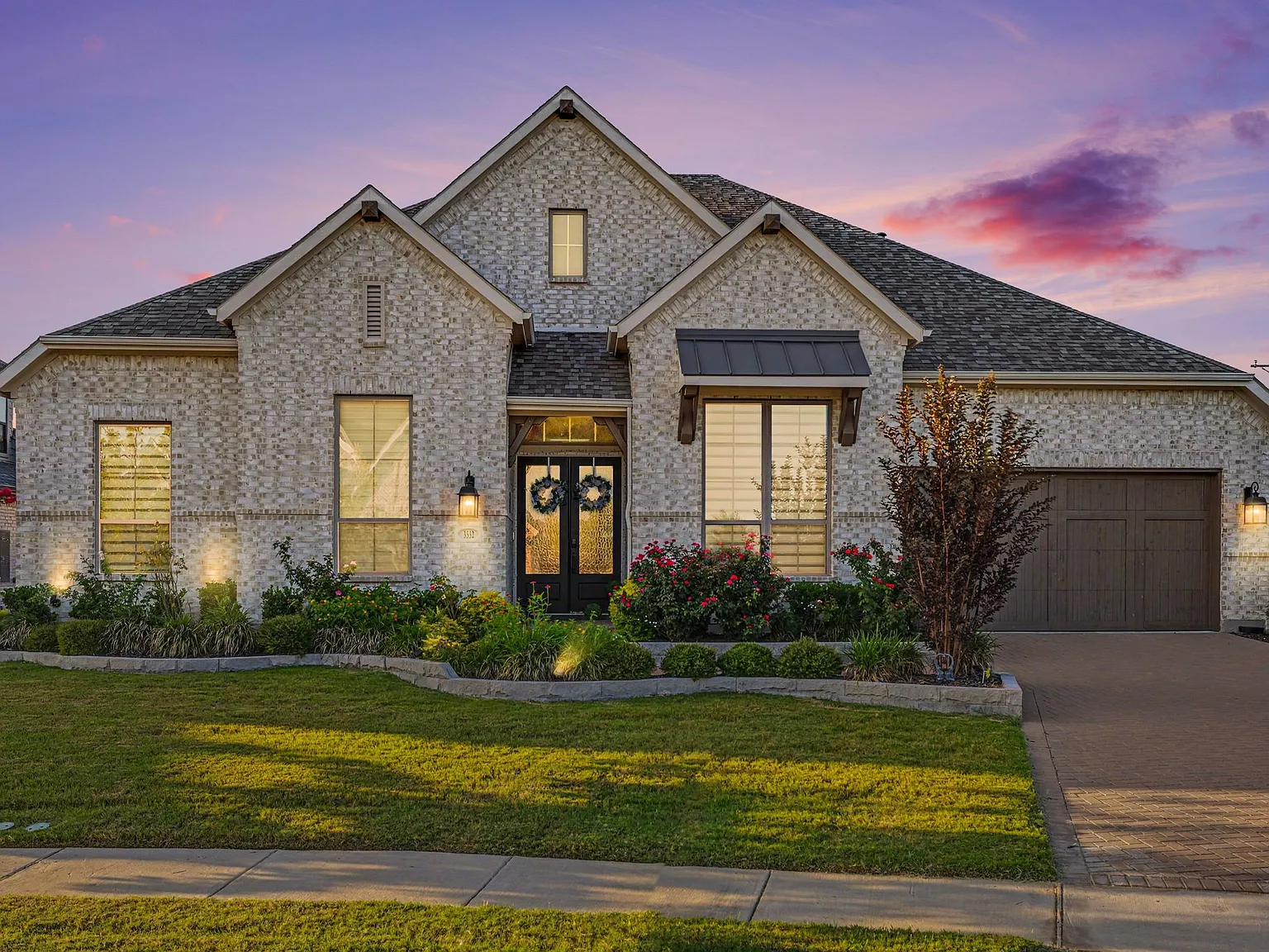 4 bed, 3789 sqft, $4,500 — Photo 1