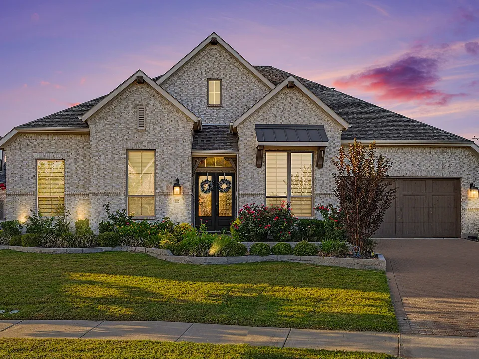 3332 Zenyatta Ct
