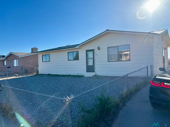 409 Nimitz Dr, Grants, NM 87020