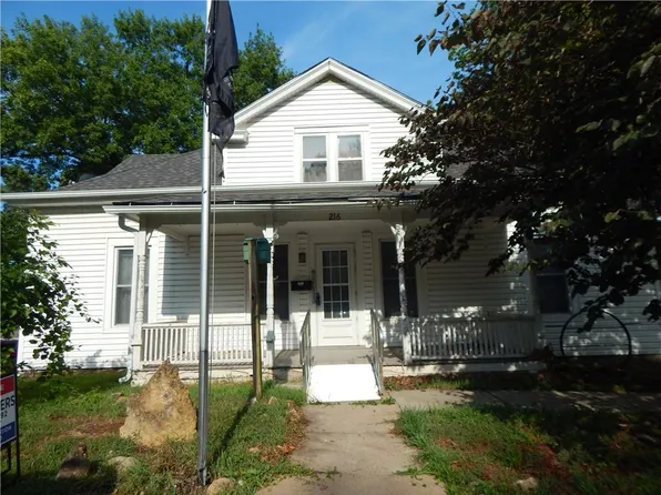 216 S Missouri St, Liberty, MO 64068