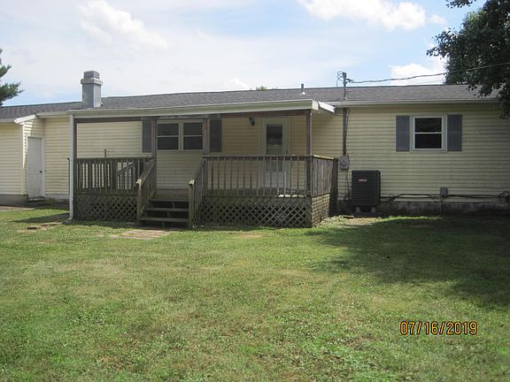 4th image of 205 Meadow Dr