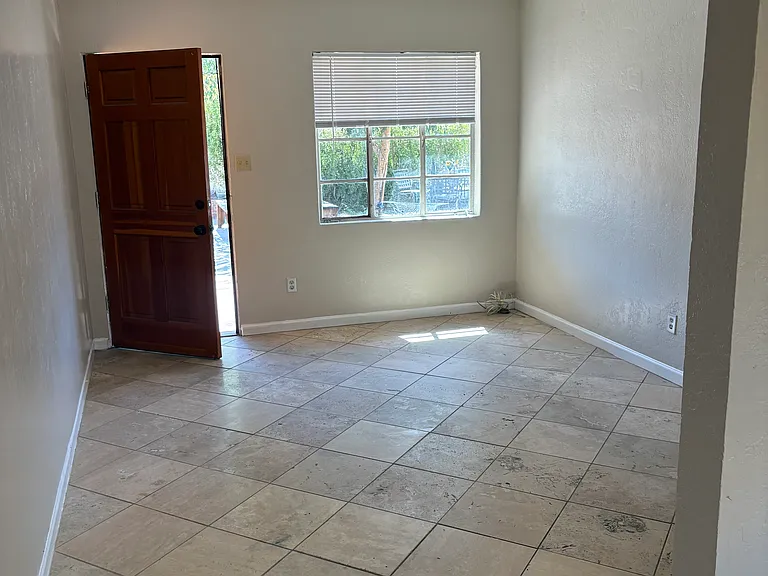 918 W McDowell Rd #2 — Photo 7