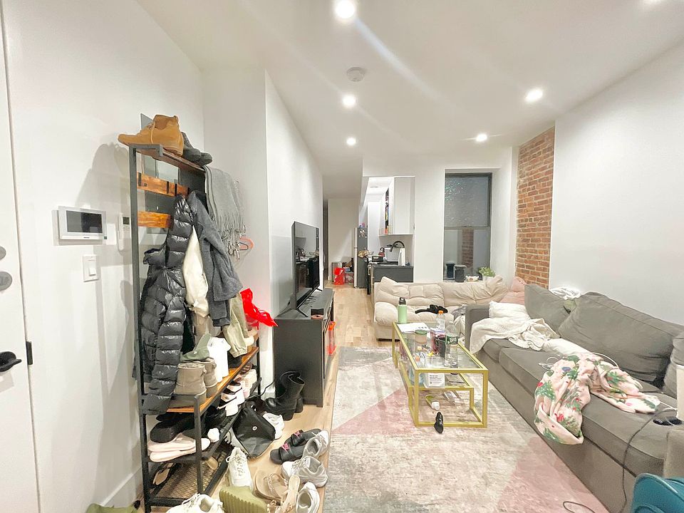 1st image of 30-56 44th St APT 1R