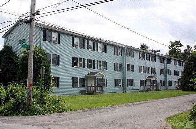 339 Race St Front