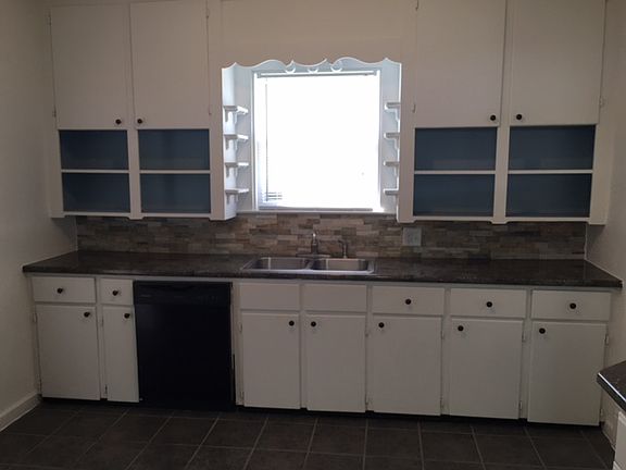 5th image of 2333 Avon Ave SW