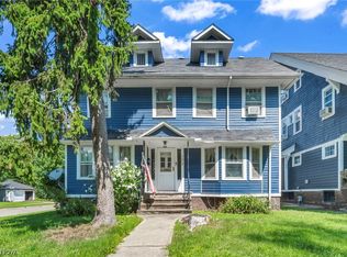 2103 Cottage Grove Dr, Cleveland Heights, OH 44118