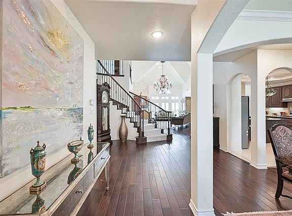 4th image of 1356 Meadowview Dr