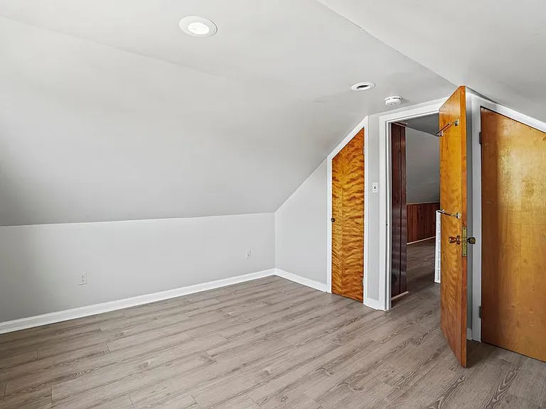 813 Hilltop Ter SE — Photo 26