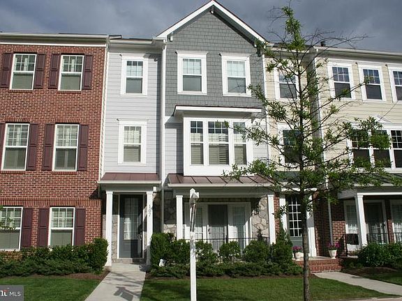 2nd image of 107 Anthem Ave