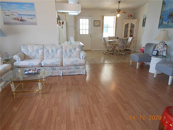 4th image of 714 Vista Pl