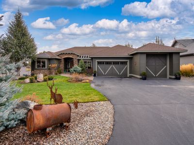 910 Cinnamon Teal Dr, Redmond, OR, 97756