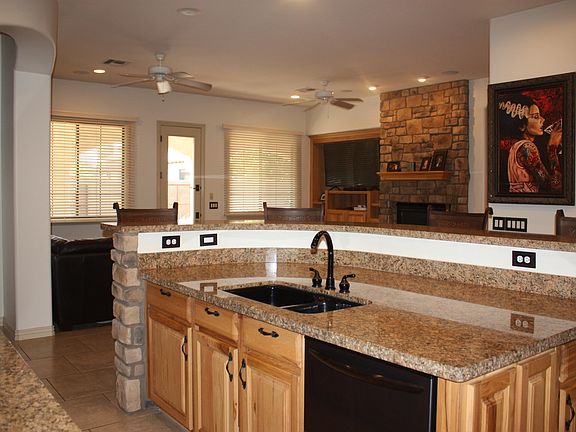 4th image of 757 W Juniper Ln