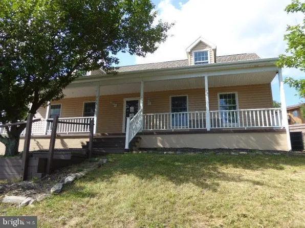 262 Windover Dr, Fort Ashby, WV 26719