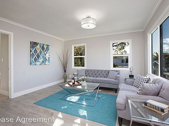 2nd image of 2933 Bancroft St #B