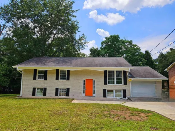 2377 Greenway Dr, Decatur, GA 30035