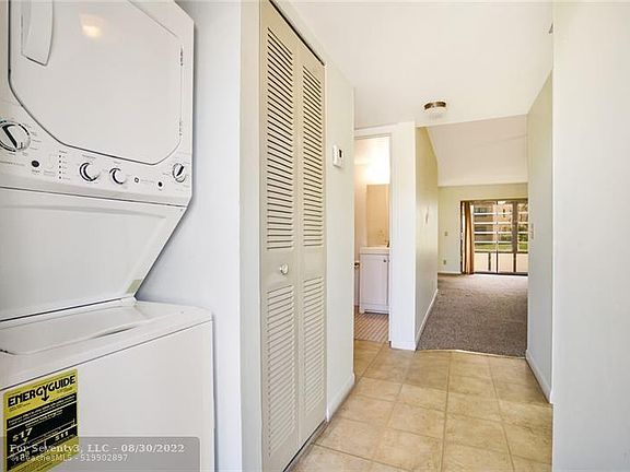 3rd image of 10101 Sunrise Lakes Blvd APT 106